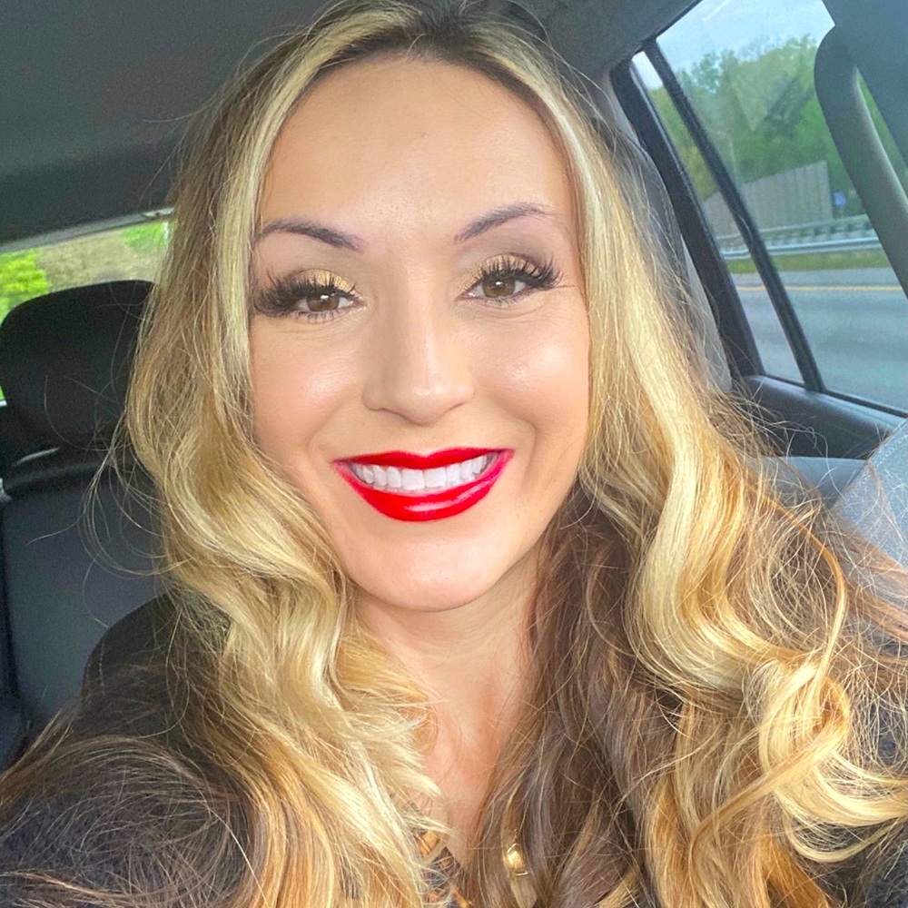 Meet your Posher, Stacie